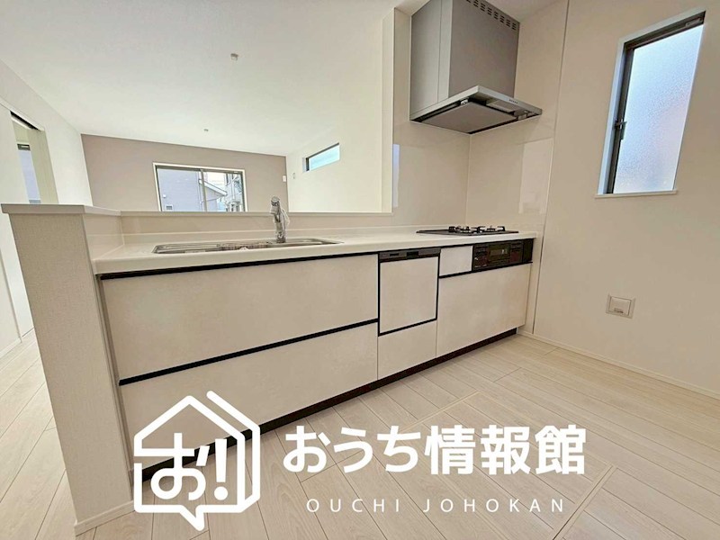 四日市市生桑町　第1期　 内観写真（キッチン）