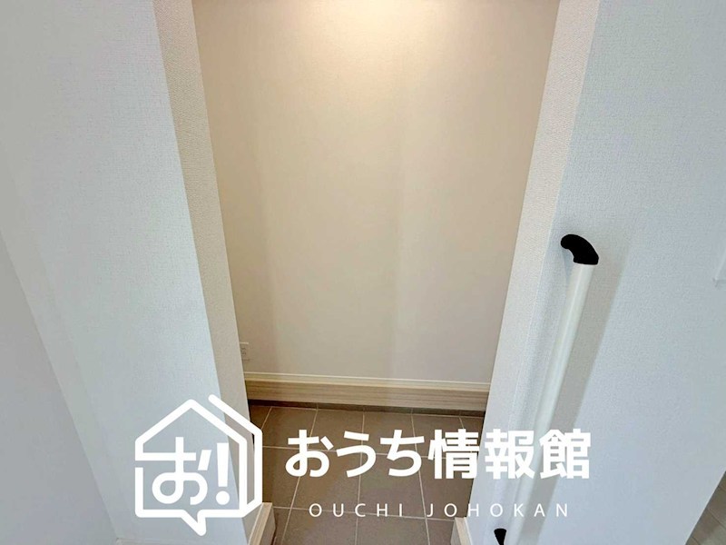 四日市市生桑町　第1期　 内観写真（収納）