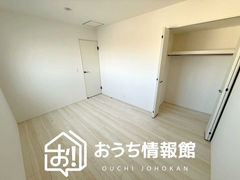 四日市市馳出町　2号地 内観写真（リビング以外の居室）