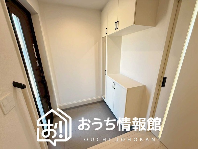 四日市市馳出町　2号地 現地写真（玄関）