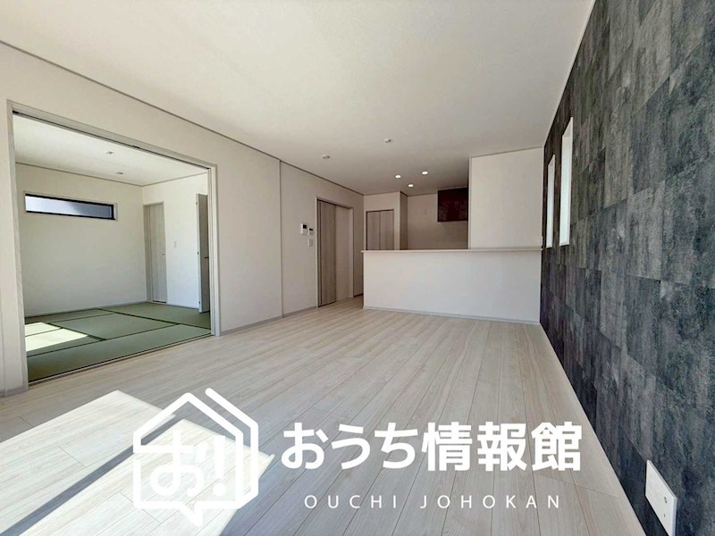 松阪市五反田町　3号地  内観写真（リビング）