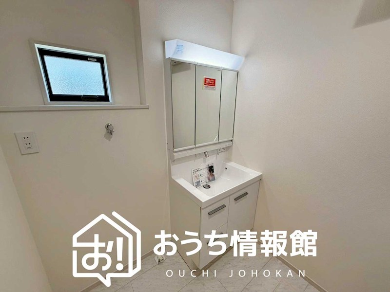 松阪市五反田町　10号地  内観写真（洗面台・洗面所）