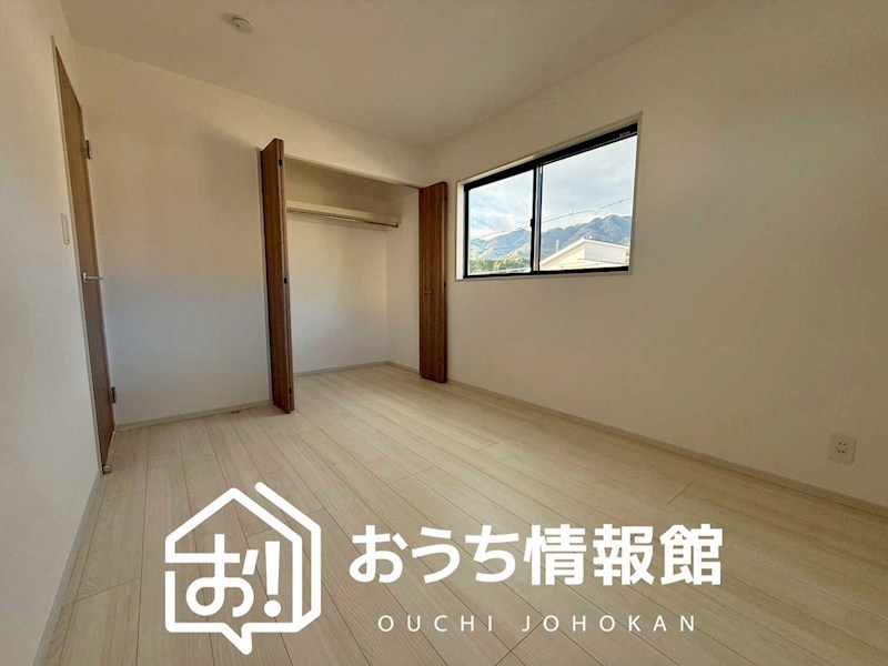 伊賀市西高倉石原　29号地  内観写真（リビング以外の居室）