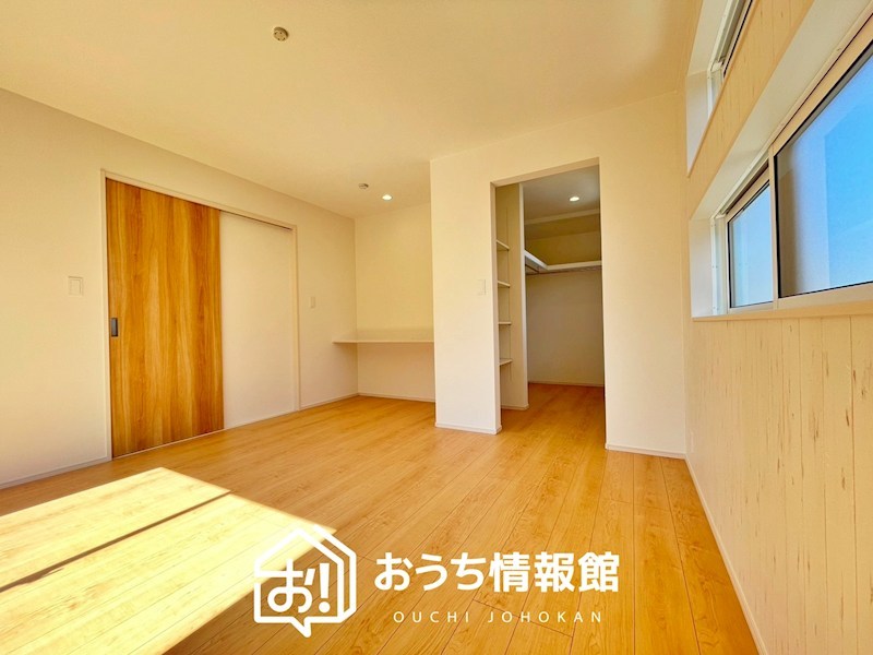 江南市飛高町宮町 内観写真（リビング以外の居室）
