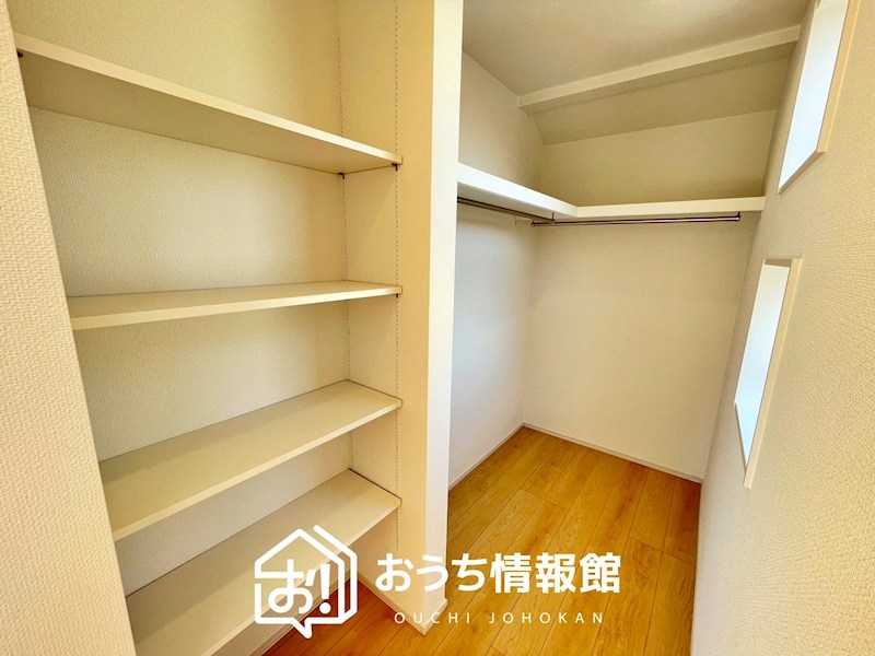 江南市飛高町宮町 内観写真（収納）
