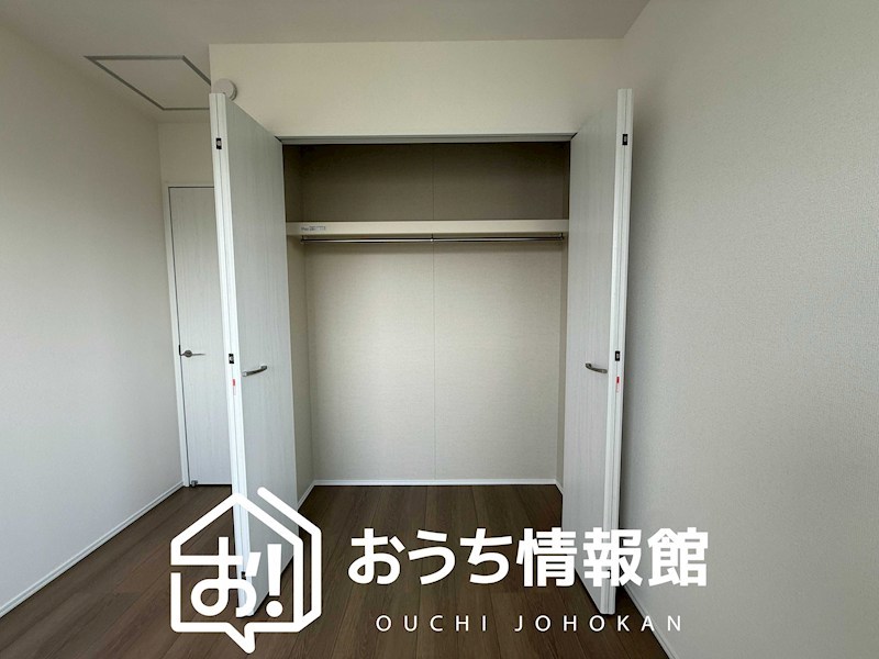 一宮市浅井町大日比野　第5期　B号地 内観写真（収納）