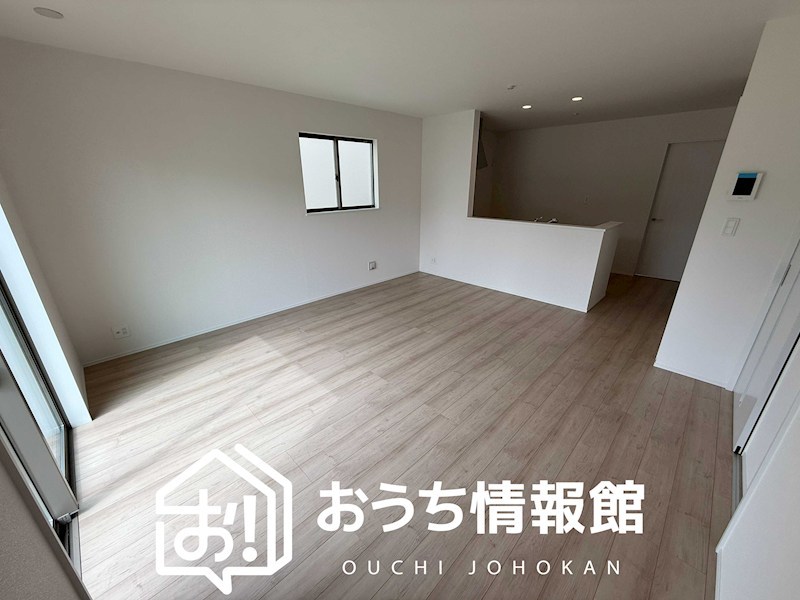一宮市浅井町大日比野　第5期　C号地 内観写真（リビング）