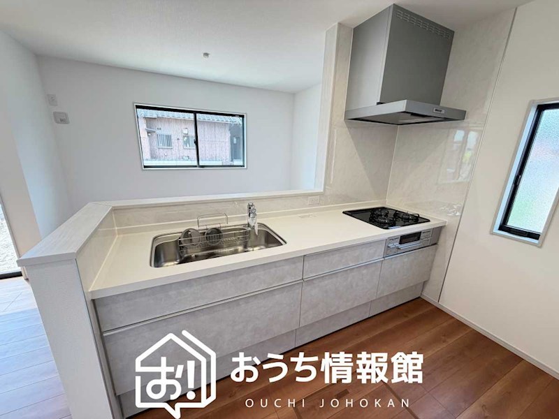 津市白塚町　1号地 内観写真（キッチン）