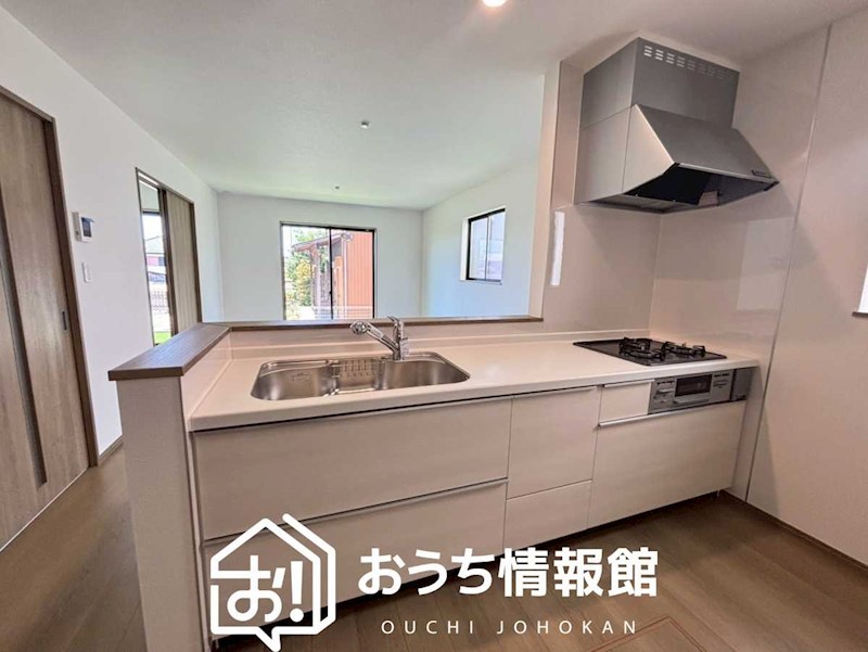一宮市北方町北方中土取　B号地 内観写真（キッチン）