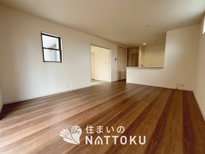 泉佐野市鶴原　第8期　2号地  内観写真（リビング）