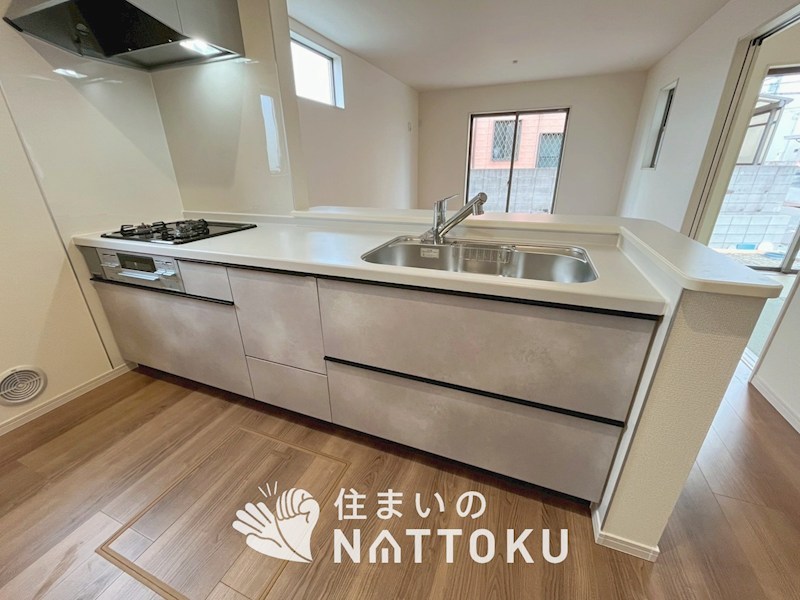 泉佐野市鶴原　第8期　2号地  内観写真（キッチン）