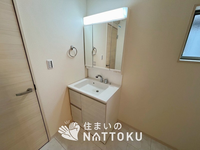 泉佐野市鶴原　第8期　2号地  内観写真（洗面台・洗面所）