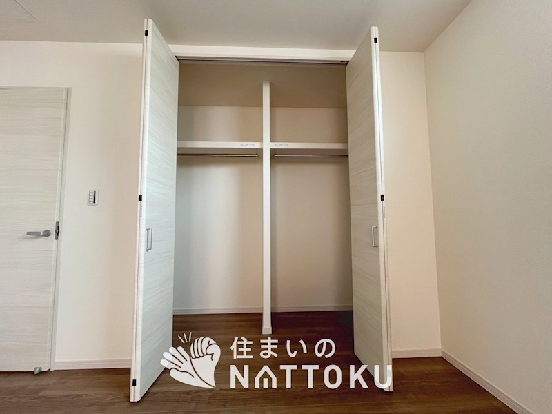 泉佐野市鶴原　第8期　2号地  内観写真（収納）