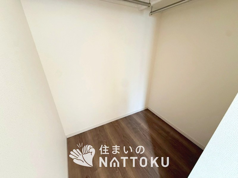 堺市東区大美野　第6期　3号地  内観写真（収納）
