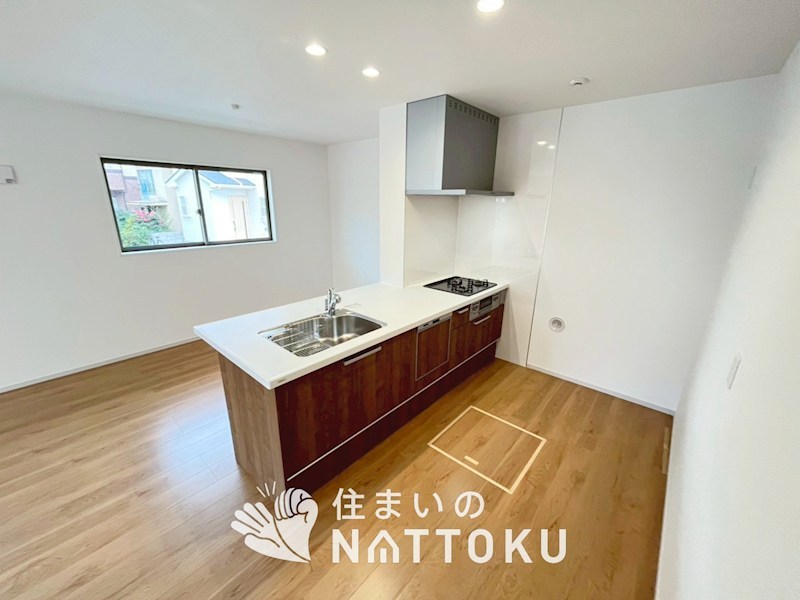 京都市山科区西野楳本町　第4期 内観写真（キッチン）