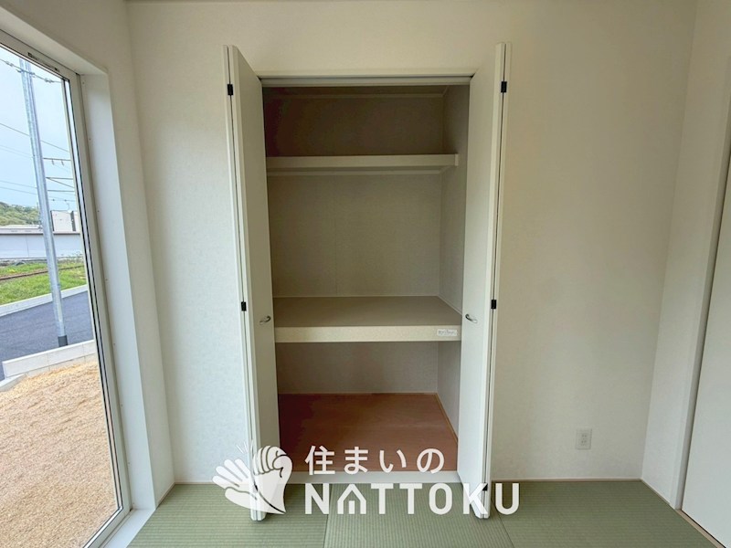 東近江市小脇町　第5期 1号地 内観写真（収納）