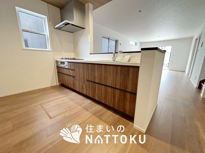 京都市伏見区羽束師鴨川町　第3期　1号地 内観写真（キッチン）