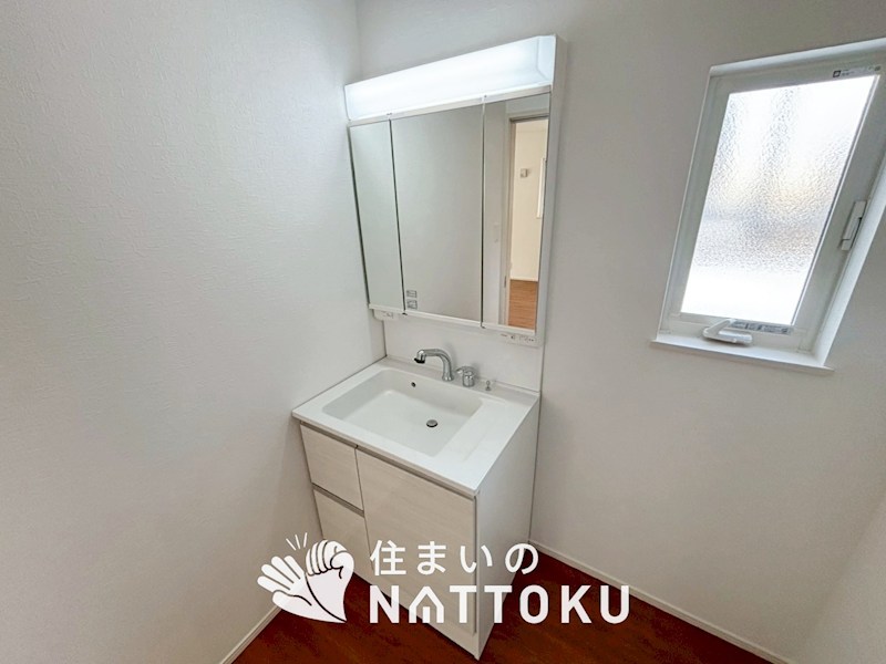 京都市伏見区羽束師鴨川町　第3期　2号地 内観写真（洗面台・洗面所）