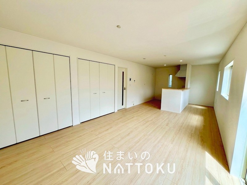 柏原市高井田　第3期　2号地 内観写真（リビング）