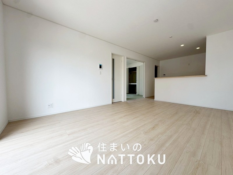 和歌山市中之島　第3期　1号地 内観写真（リビング）