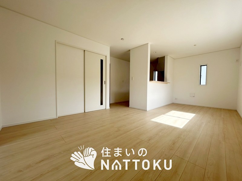 和歌山市中之島　第3期　2号地 内観写真（リビング）