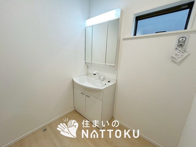 和歌山市中之島　第3期　2号地 内観写真（洗面台・洗面所）