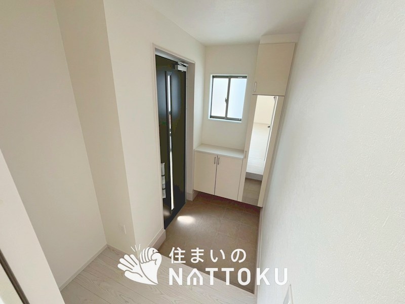 枚方市菊丘町　第1期　2号地 現地写真（玄関）