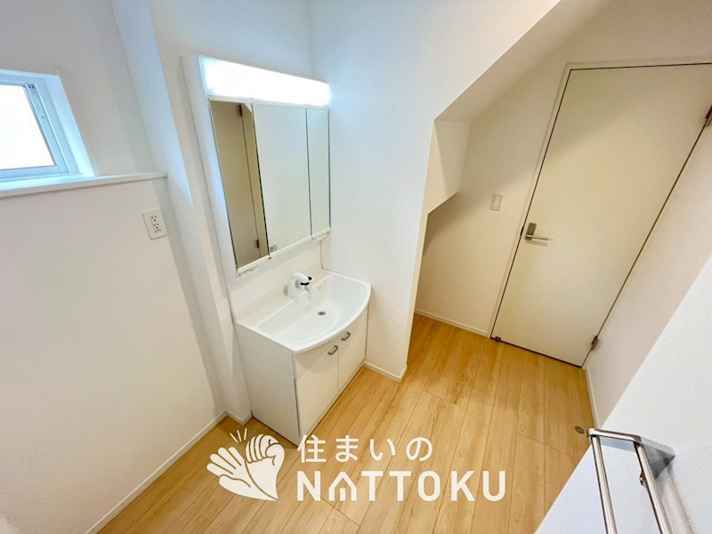 池田市井口堂　第2期　6号地   内観写真（洗面台・洗面所）