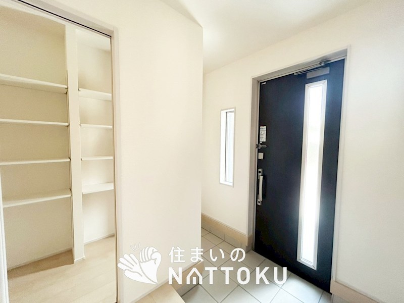 彦根市平田町　第6期 現地写真（玄関）