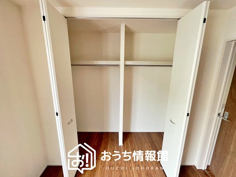 岐阜市西中島　第2期　5号地  内観写真（収納）