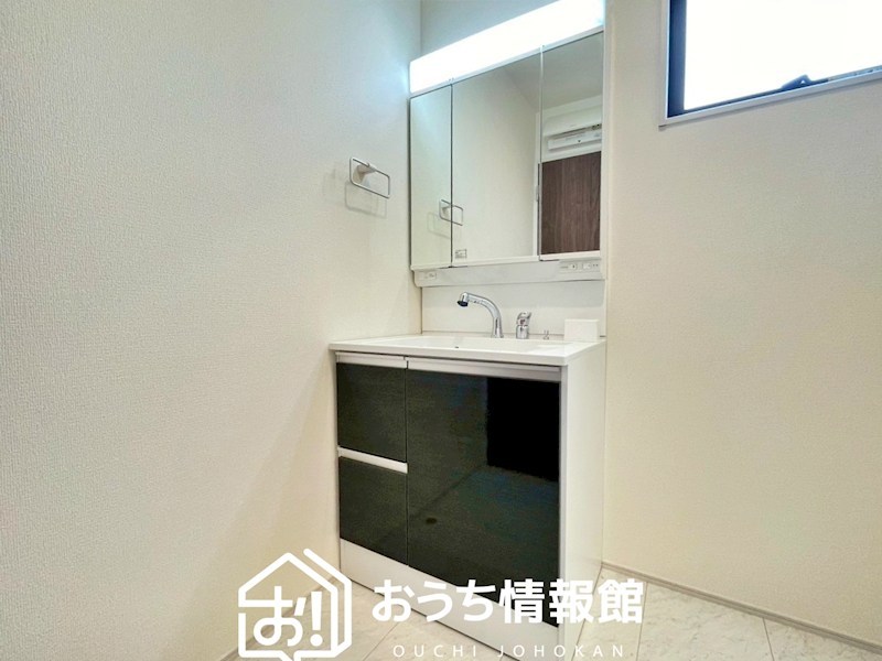岐阜市西中島　第2期　6号地  内観写真（洗面台・洗面所）
