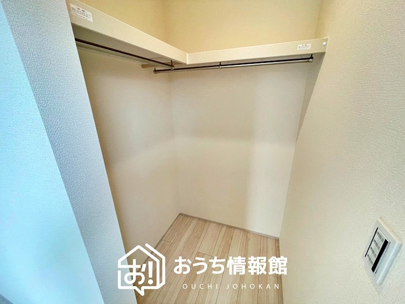 岐阜市西中島　第2期　6号地  内観写真（収納）