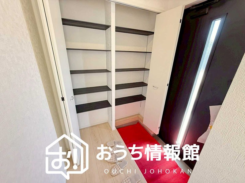 各務原市那加前野町　第4期　2号地 現地写真（玄関）