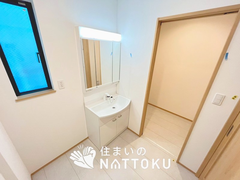 東大阪市中鴻池町　B号地 内観写真（洗面台・洗面所）