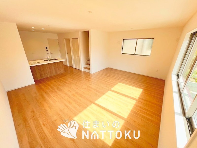 箕面市箕面　第1期 内観写真（リビング）