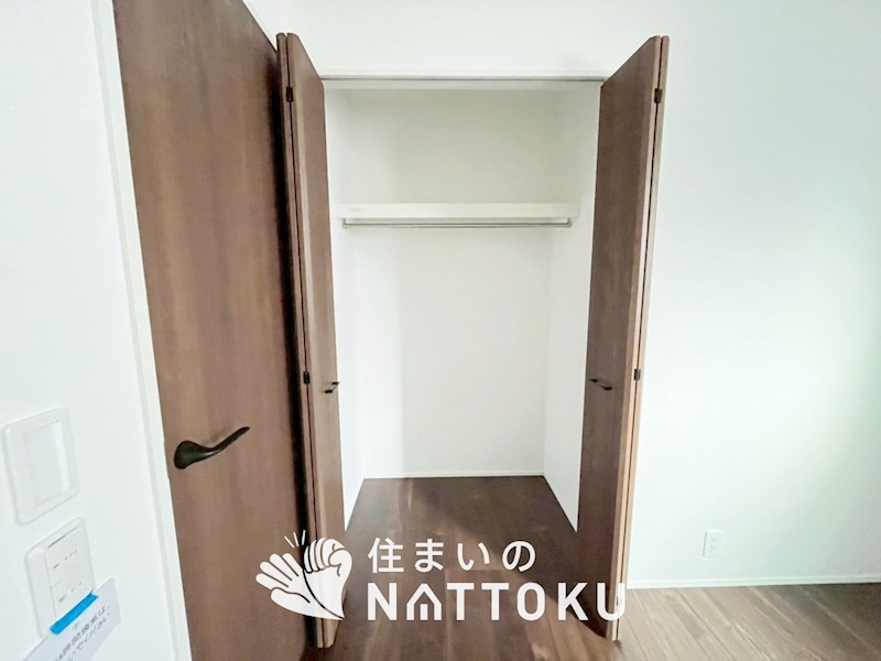 堺市中区福田　第3期　10号地  内観写真（収納）