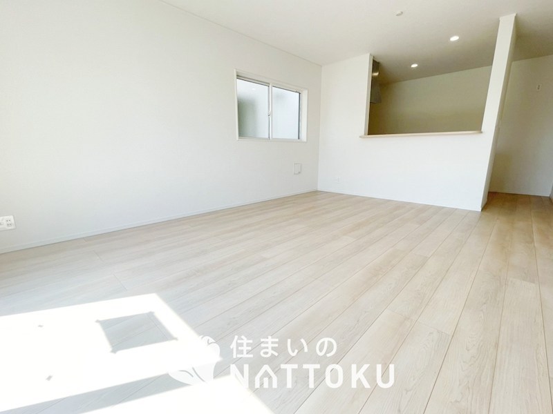明石市大久保町八木　第3期　2号地 内観写真（リビング）