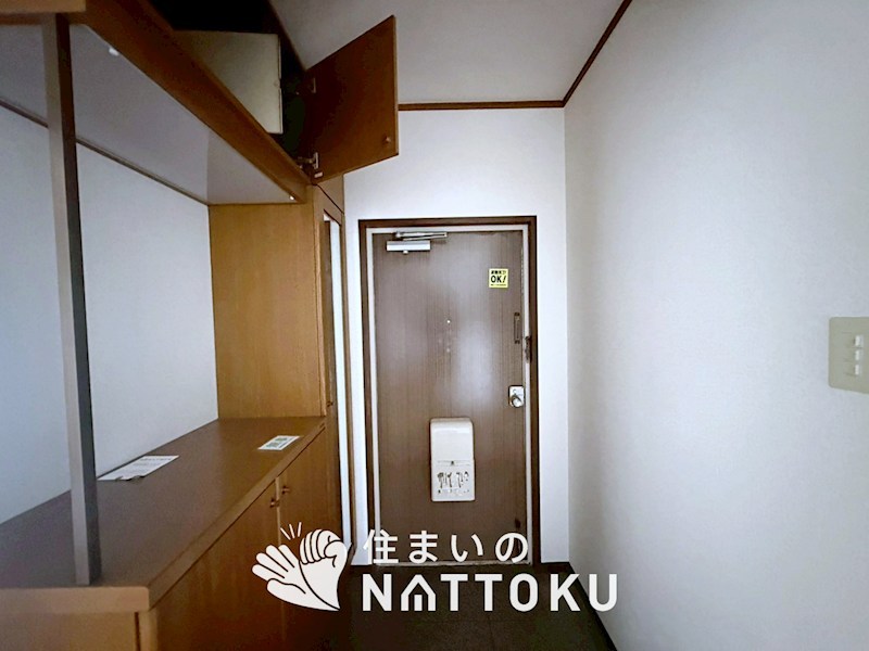 藤阪ハイツ　A1棟  現地写真（玄関）