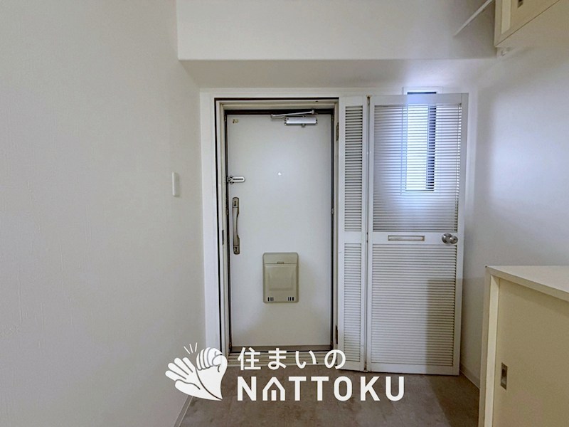 ライオンズマンション枚方 現地写真（玄関）