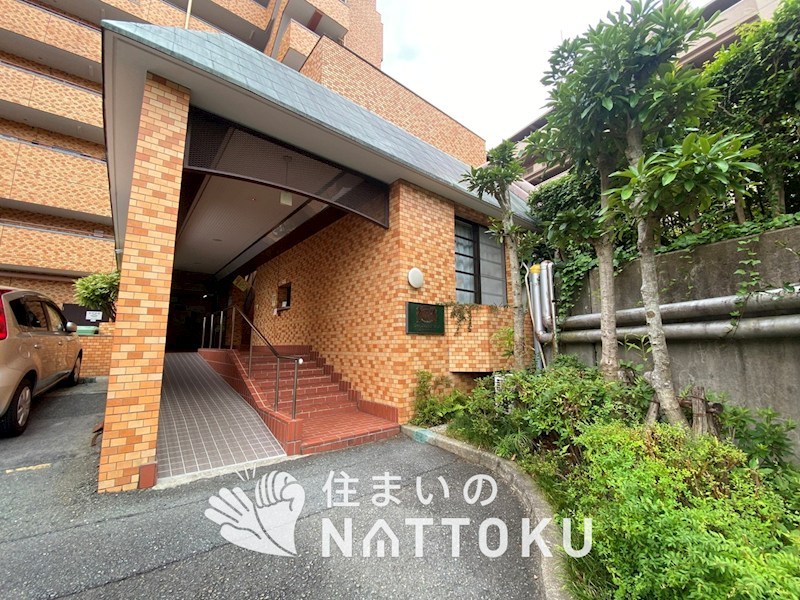 ライオンズマンション枚方 共用部写真（エントランス）