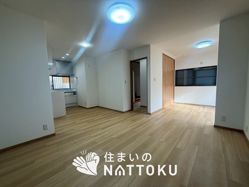 枚方市長尾元町　 内観写真（リビング）