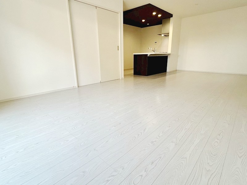守山市吉身　第1期　1号地 同仕様写真（リビング）