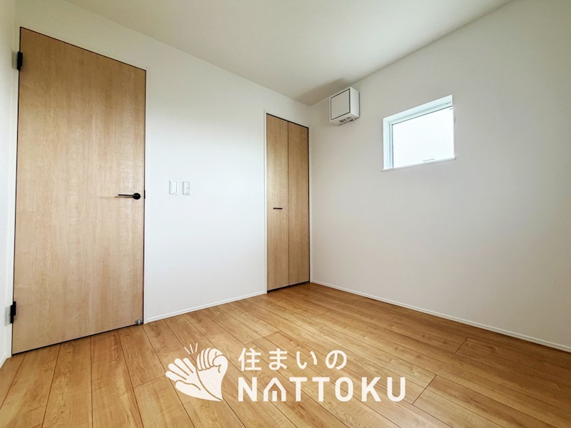 八尾市上尾町 内観写真（リビング以外の居室）