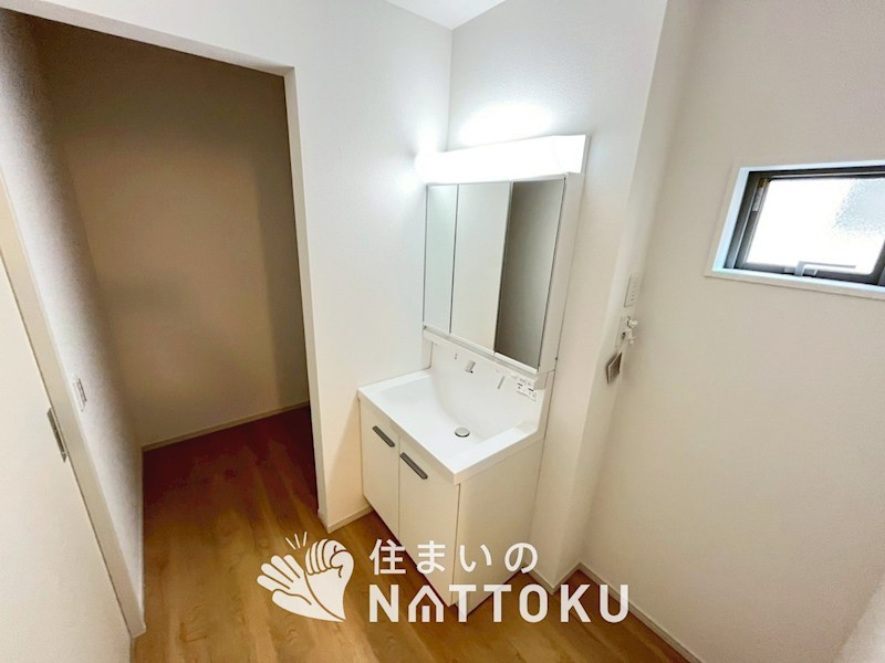 京田辺市草内八田　第2期 内観写真（洗面台・洗面所）