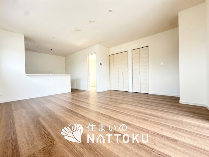 茨木市上野町　第7期　1号地 内観写真（リビング）