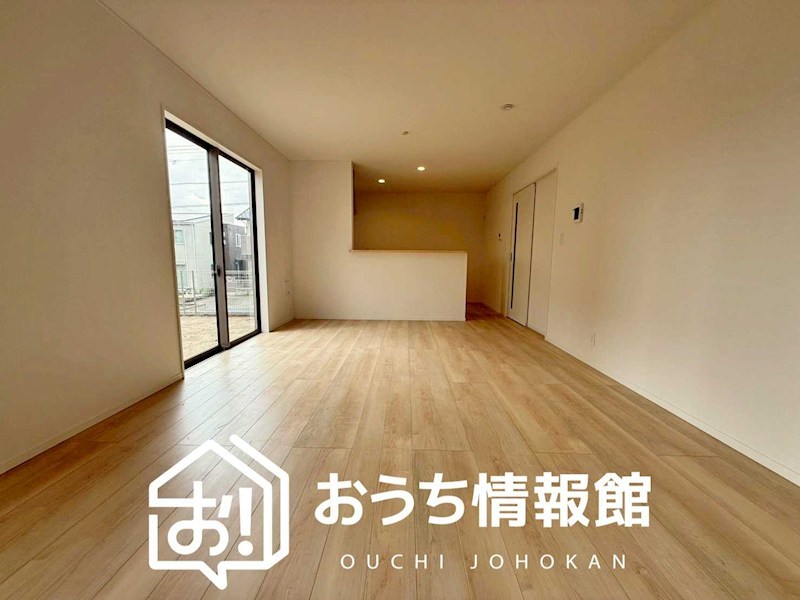 瑞浪市学園台　第2期　4号地 内観写真（リビング）
