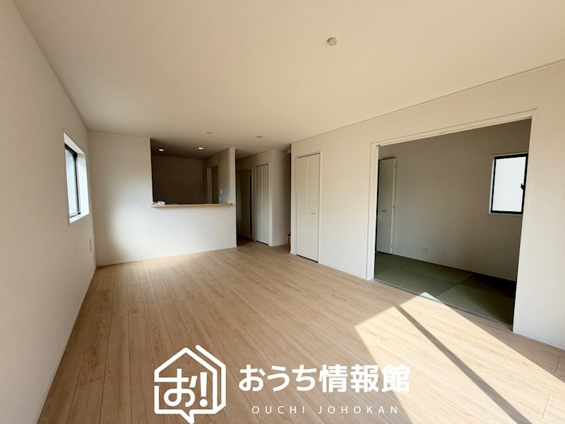 瑞浪市下沖町　第3期　1号地 内観写真（リビング）