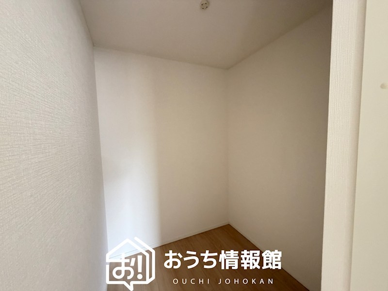 瑞浪市下沖町　第3期　1号地 内観写真（収納）