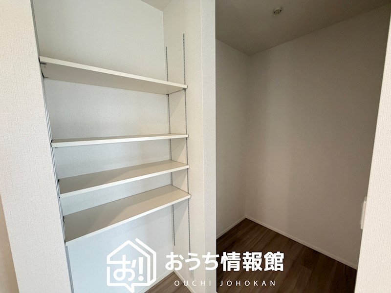 桑名市矢田　第1期　4号地 内観写真（収納）