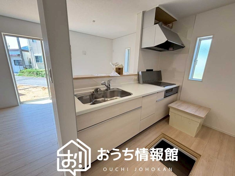 三重郡菰野町千草　第3期　1号地 内観写真（キッチン）
